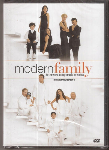 Modern Family Third Complete Season DVD 3 Discs 0