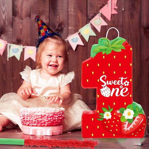 Piñata De Fresa Para Niñas  Con Palo Ciego Y Confeti 4