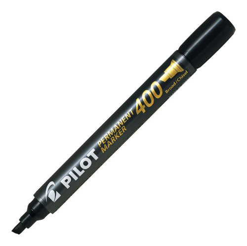 Pilot SCA 400 Permanent Marker with Chiseled Tip 1