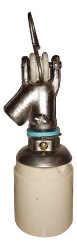 E40 Ceramic Lamp Holder with Metal Hook 3