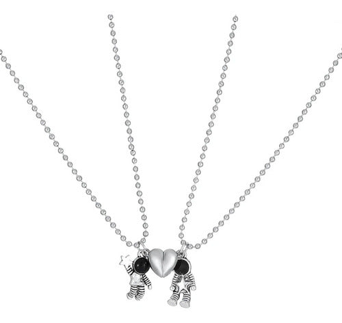 Astronaut Couple Magnetic Necklace Set - Stainless Steel 0