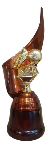 CABPremiaciones Trofeo Metálico Fútbol Arco Botín Pelota 37cm Base Madera 0