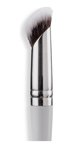 Melody Scher Angled Concealer Brush 3