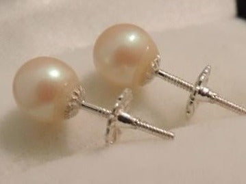 Imported Silver and Quality Pearl Stud Earrings N°2 1