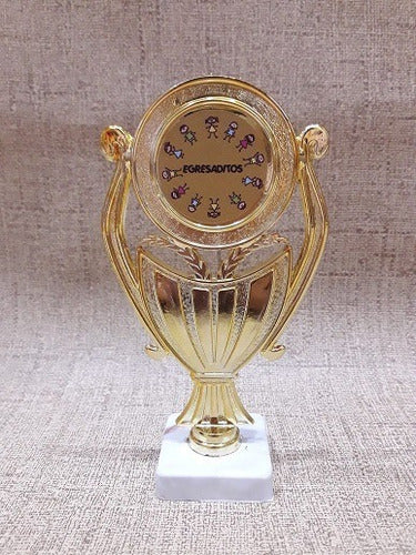 Set of 10 Plastic Trophies for Kindergarten Graduates - Souvenir Cup 1