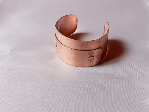 Tjoyart Copper Bracelet with Hammered Plate - 3 cm Wide 1