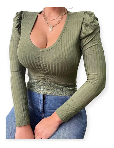 Divinas Reylav Long Sleeve V-Neck T-Shirt with Lace Detail at the Waist 0