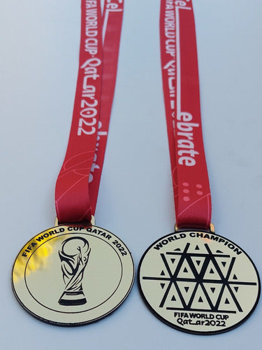 Medalla Qatar Copa Del Mundo Fifa 2022 C/cinta Roja Original 5