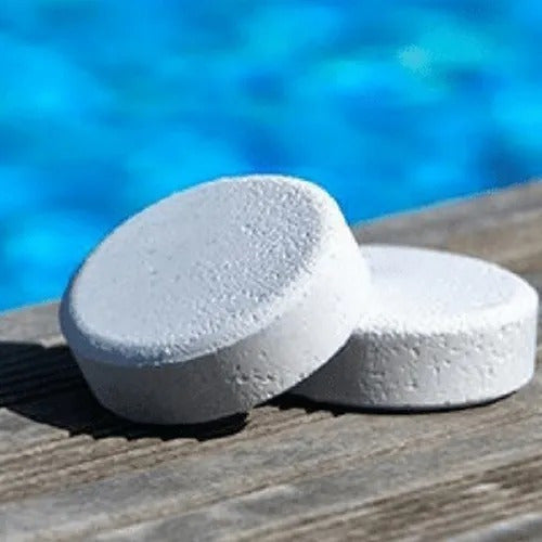 Mini Plastic Pool Float with 2 50g Chlorine Tablets 3