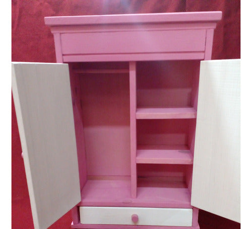 Nogoa Doll Wardrobe - Amazing Offer! 0