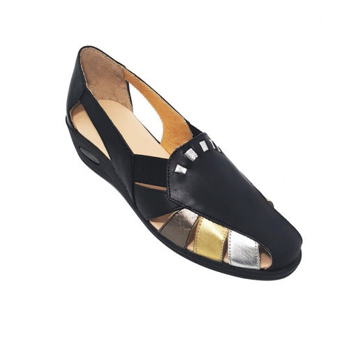 Black and Gold Leather Guaracha Sandals for Women - Elasticized Comfort 6