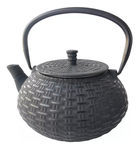 Japanese Style 800ml Cast Iron Teapot with Stainless Steel Infuser - Black 0
