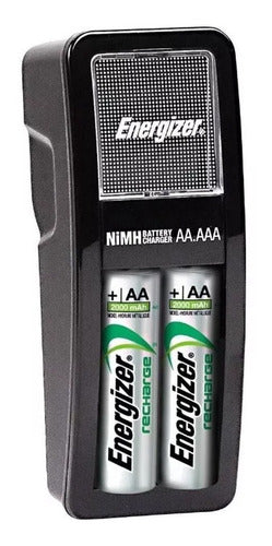 Energizer Charger for AA or AAA Batteries with 2 Ports + AA Batteries 0