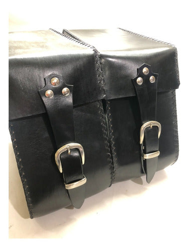 Premium Leather Saddlebags with Metal Details - 20 L 5