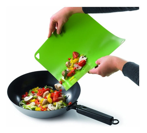 Leifheit 5-in-1 Chopping Board with Interchangeable Plates 2