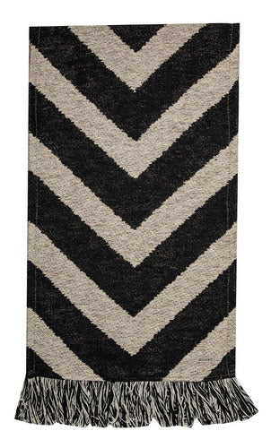 Huitrú Chenille Table Runner 2m x 0.38cm Zig Zag 0