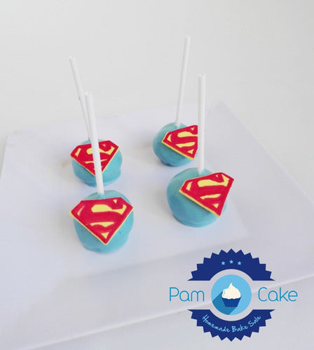 PamCakehouse Torta Artesanal Cumpleaños Personalizadas Superman 6