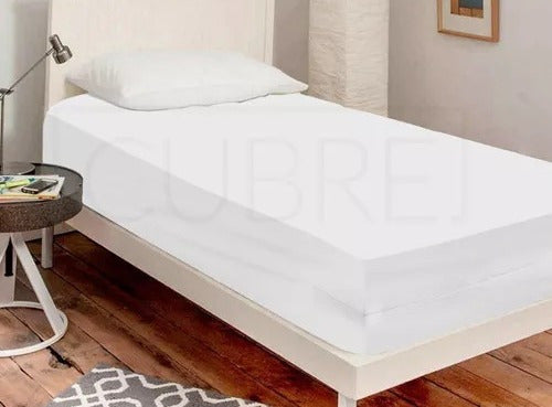 CUBRE Waterproof Mattress Protector with PVC Closure 1 Plaza 200x90 1