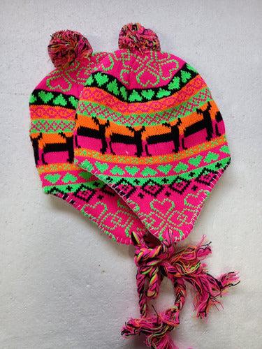 Coya Gorro Coya Fluo Fucsia Con Pompón Colores Cy07 1