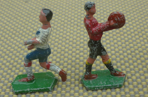 Miniatura Jugador De Futbol En Plomo 1