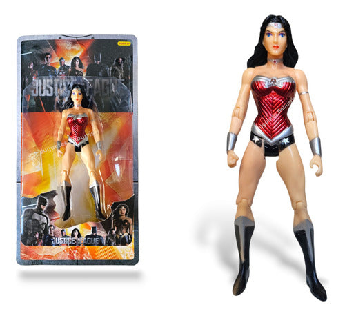 Excellent Wonder Woman Articulated Doll 17 cm 0