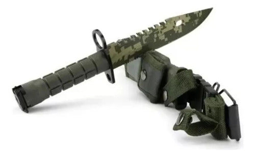 Cuchillo Tactico Camuflado Liso Dentado 0