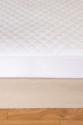 King and Queen Elasticized Mattress Protector - 1 Plaza 080 x 190 0