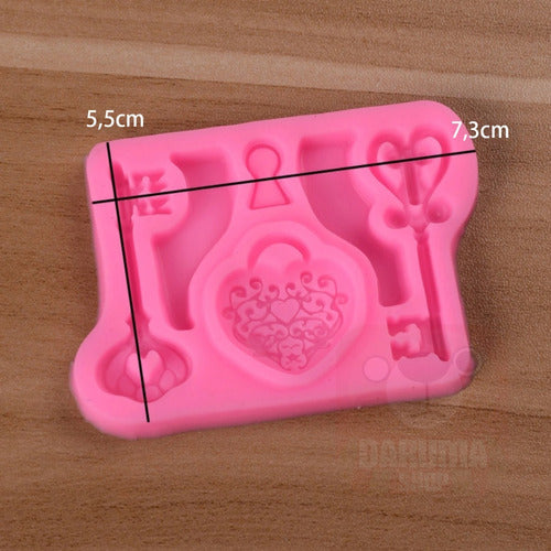 Darumashop Silicone Heart Key Candy Mold 3