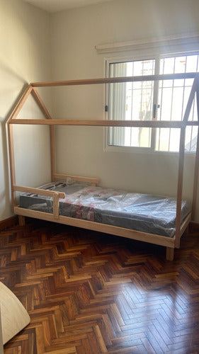 Universo Montessori Bed 0