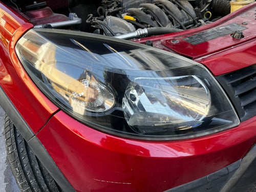 Headlights Polishing Service for Vehicles 2