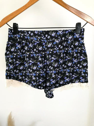 Forever 21 Floral Print Shorts - Size M and L - New 1