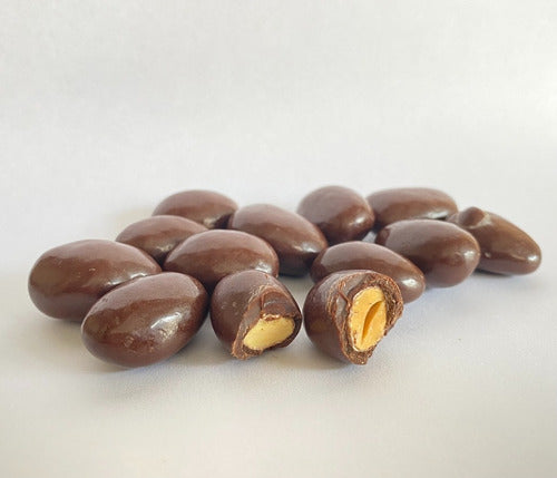 Chocolate-Covered Almonds 1kg *Ideal for Candy Bars* 1