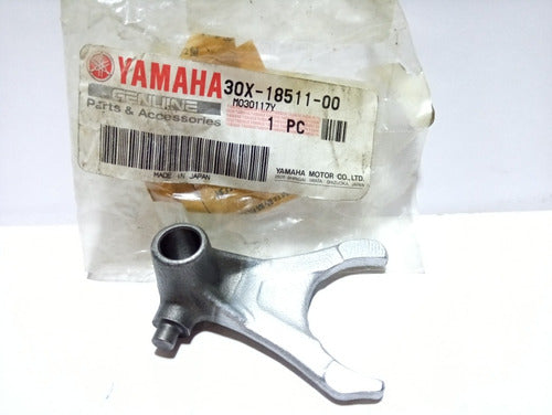 Yamaha Horquilla De Cambió (1) Xt35084/00 30x-18511-00 4