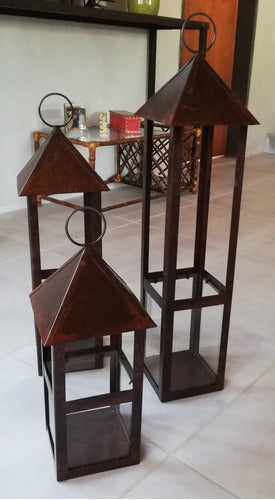 Set of Rust Patina Sheet Metal Lanterns with Glass 70, 55, and 40 cm 2