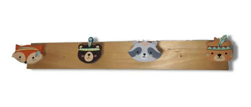 Laura Suárez Children's Wooden Animal Hanger for Kids' Bedroom 3