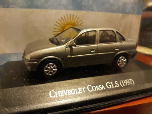 Chevrolet Corsa Salvat Argentina Colección Esc 1 43 11cm Ixo 0