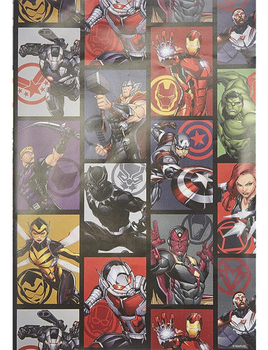 UK Greetings Paper De Regalo Para Niños Superhéroes - Papel De Regalo Para Héroes De Marvel 1