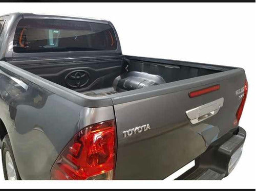 Cubrecaja Cubrebaranda Toyota Hilux 2016 2017 2018 2019 2021 1