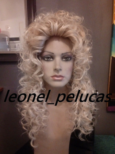 Peluca Rubia Rulos, Leonel_pelucas 2