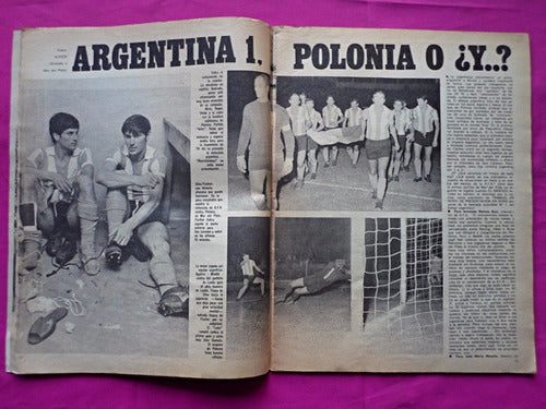 Revista El Grafico N° 2568 Velez Vs River Argentina Polonia 2