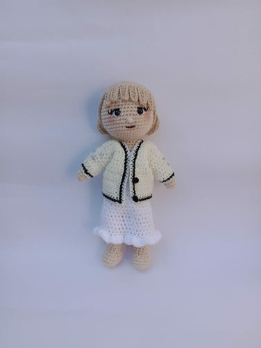 Peque_indiecitos Taylor Swift Crochet Doll 0