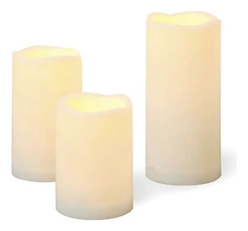 Set of 3 LED Flickering Paraffin Wax Battery Operated Candles 0