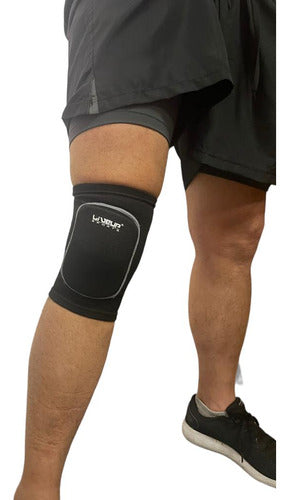 Live Pro Elastic Knee Support for Volleyball, Handball, Goalkeeping, and Skating - Large 1