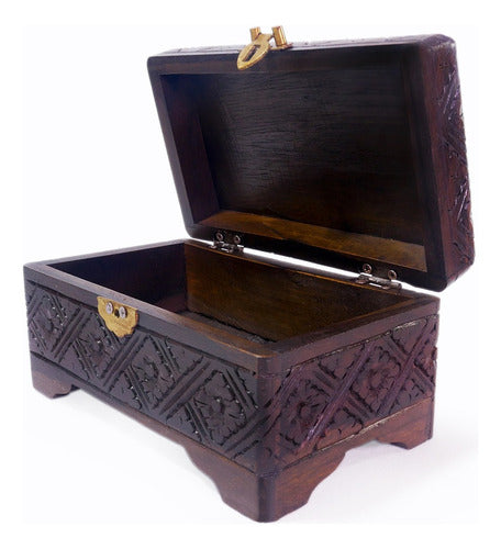 Artesanal Wooden Chest Box 0