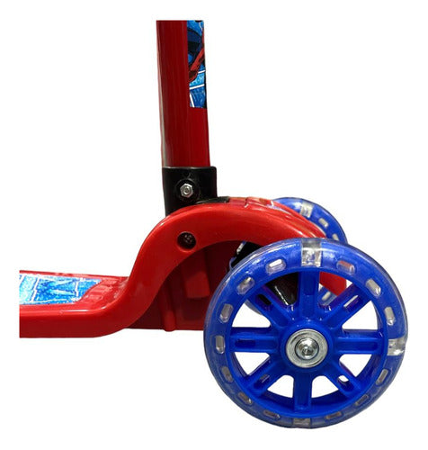 Sport Marvel Characters 3-Wheel Folding Scooter with Lights 6