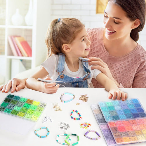 Kit De Joyería Para Niñas Con 15000 Perlas De Arcilla 3