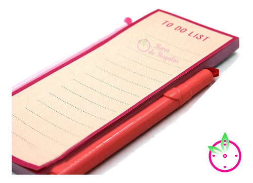 Hora de Regalos Beautiful Magnetic Notepad with Love Kiss and Heart Stamps 5