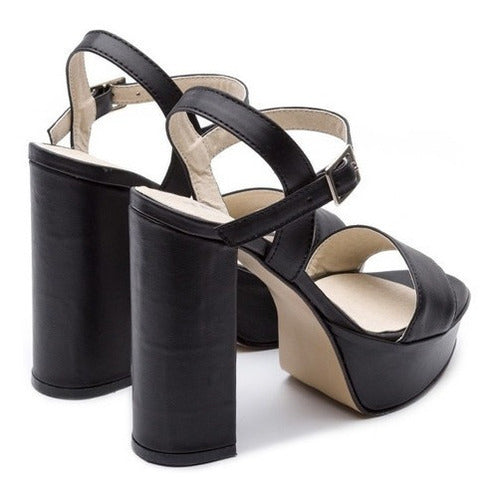 Women's Platform Leather Fashion Sandal Art: 9619-1 by Tallon 19