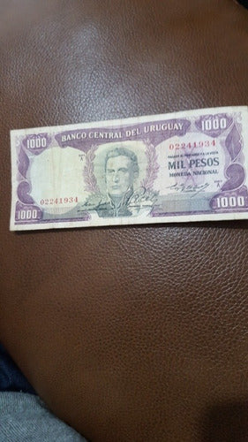 Billete Uruguayo De 1000 Pesos Buen Estado 0