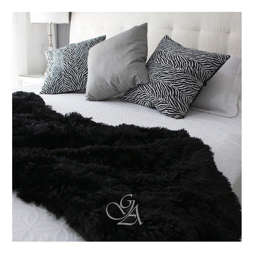 Luxurious Fur Bed Runner/Sofa Cover - Super Soft 1